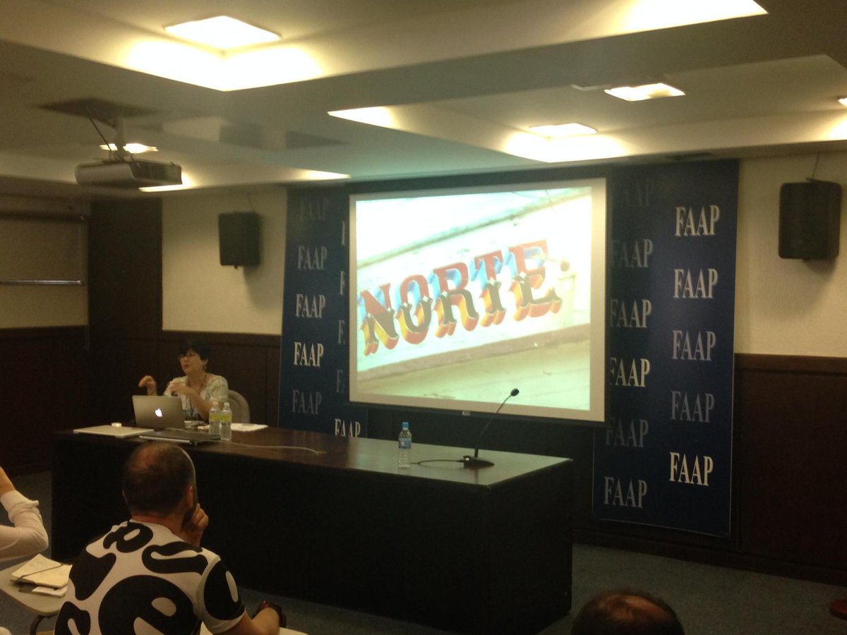 johndberry's tweet image. Fernanda Martins #atypi2015 on lettering on boats of the Amazon. How complicated decorative letters are done.