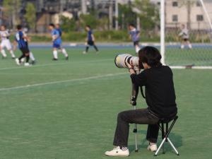 ট ইট র サッカーキング 目指せスポーツカメラマン 躍動感あふれるスポーツ写真を撮影しませんか プロカメラマンから写真撮影の基礎を学べます Http T Co Lrsvg3btub 撮影テクニックを身に付けて スポーツの魅力を伝えよう Ska Http T Co