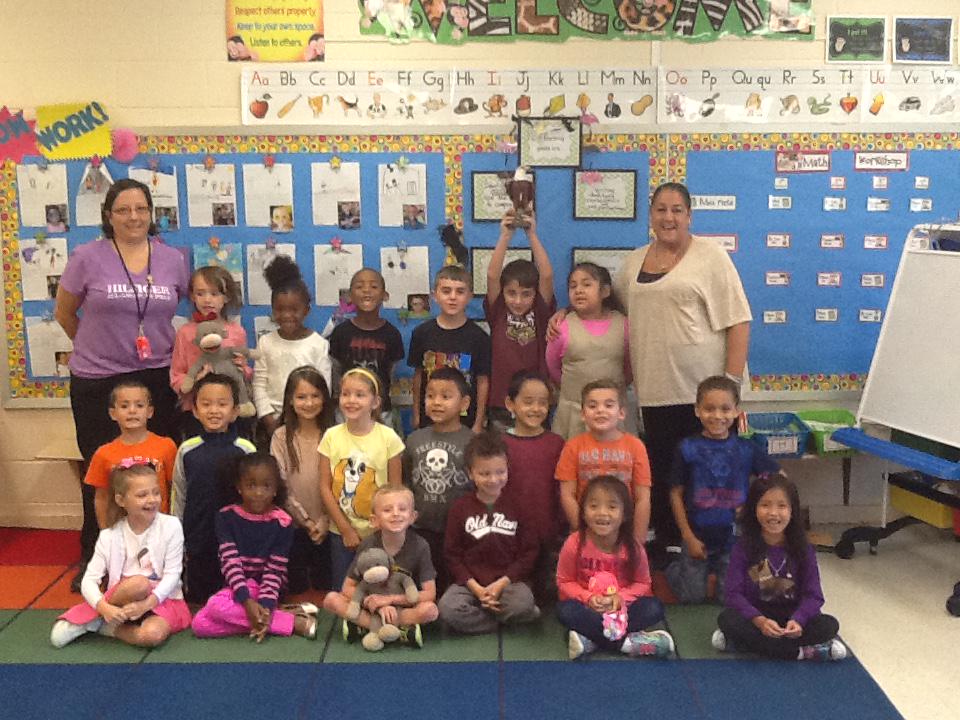 ClaraBartonElem's tweet photo. Grade 1 Eagle Runner honorees are @AmatoCBE for most Sept miles as a team. #CBERR #WeAreClaraBarton @ChpsTweets http://t.co/BjhlLP2lWh