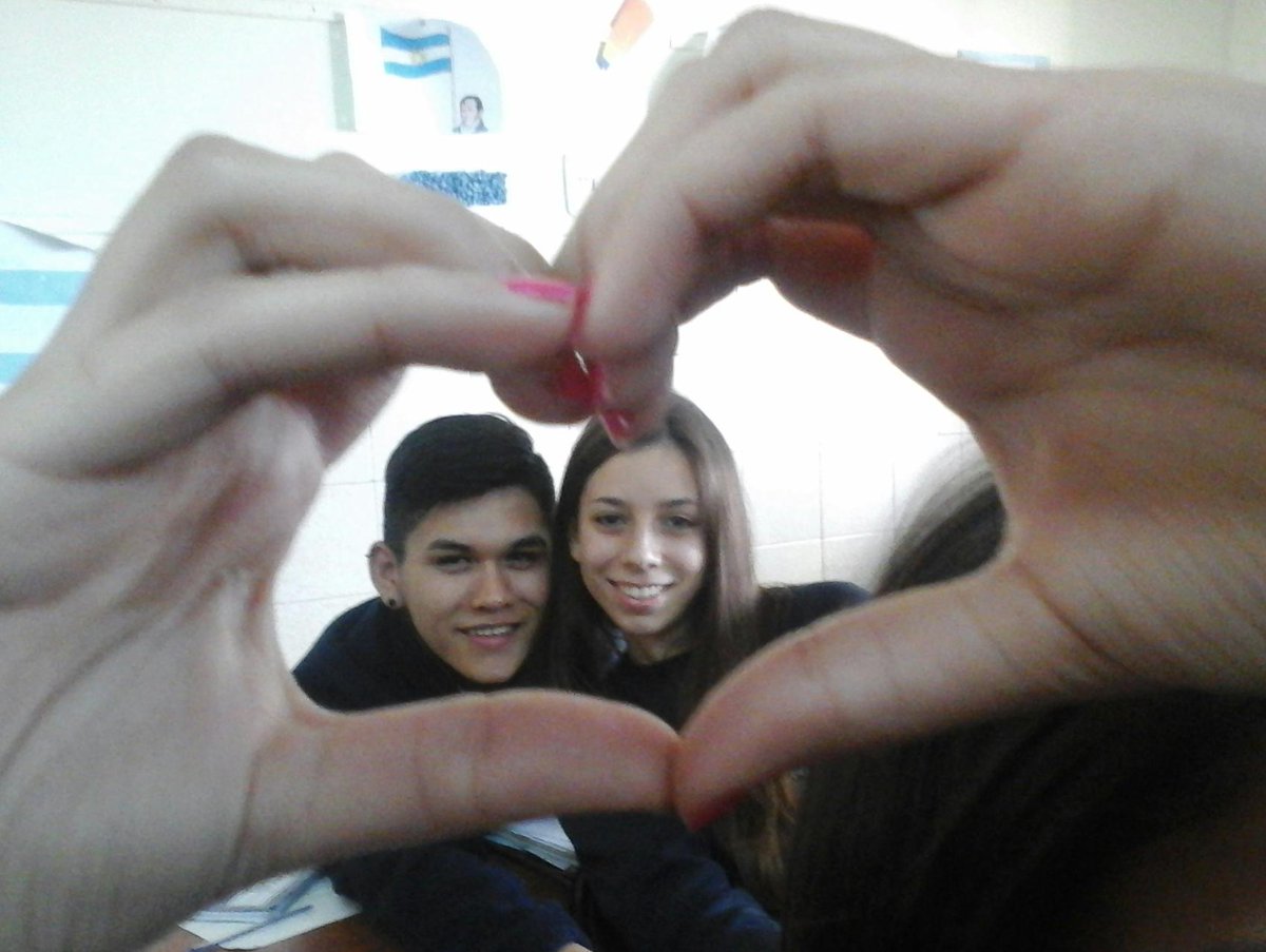 _ianlucifer's tweet photo. Shippeamos #Danustin #Cochy 💘💞 http://t.co/0In30eCqM3