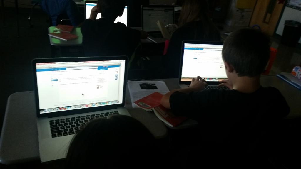 cottersclass's tweet photo. Kids are actually excited to take quizzes on Edmodo! @edmodo http://t.co/OP80tBYzF2
