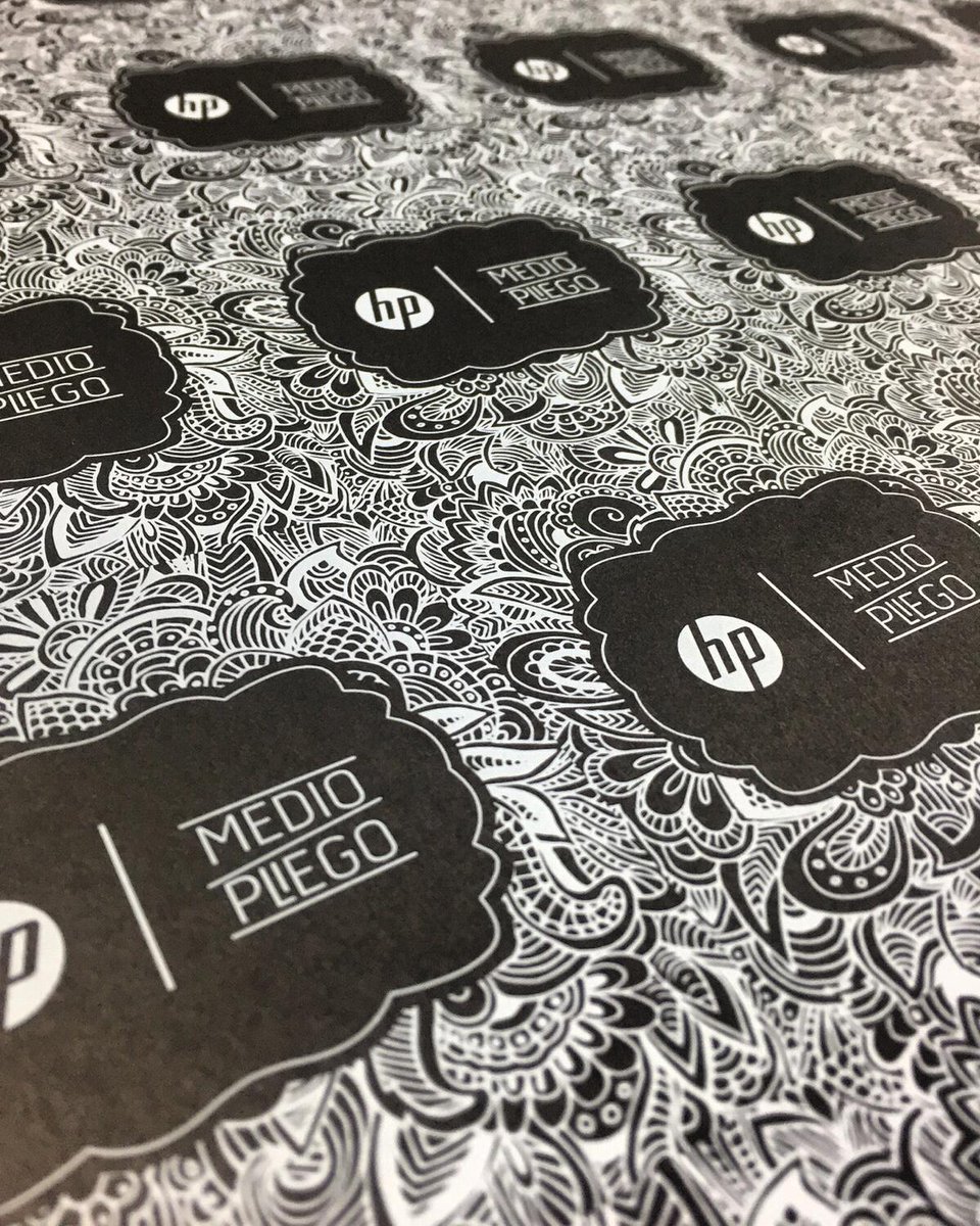 mediopliegomx's tweet image. En @mediopliegomx  ¡Imprime tus ideas en tinta BLANCA! #IdeasMP #PrintNOW #IPD15