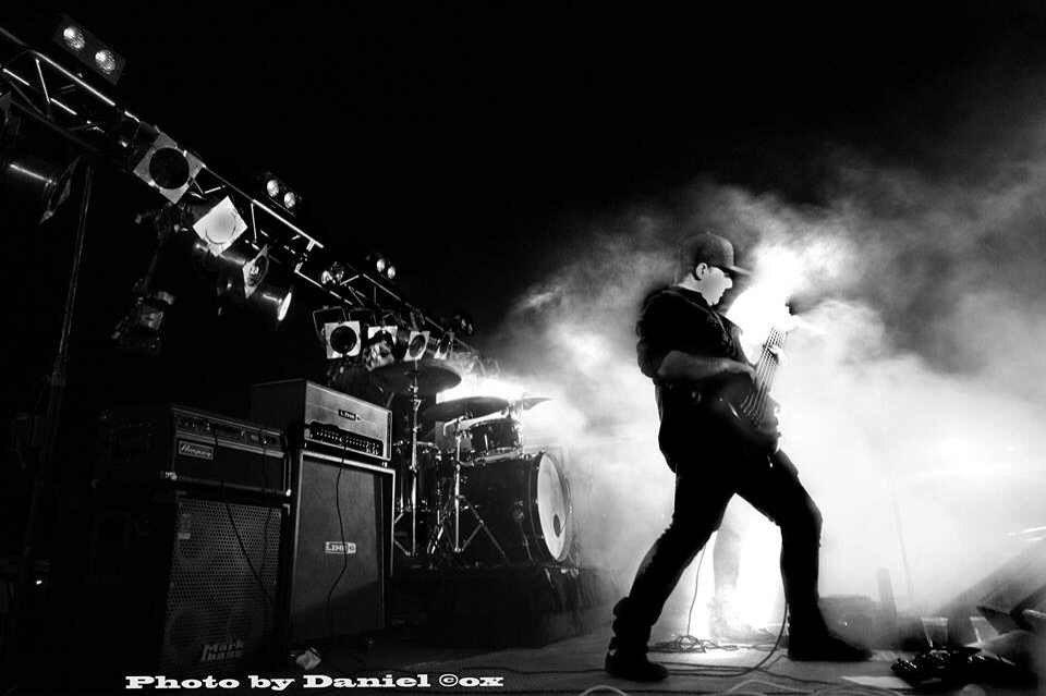 SamBurrell1's tweet photo. Crazy amazing moments in your life that stick.with you forever. #thinkbig #movemountains #music #samburrell http://t.co/D4LCmCvTck