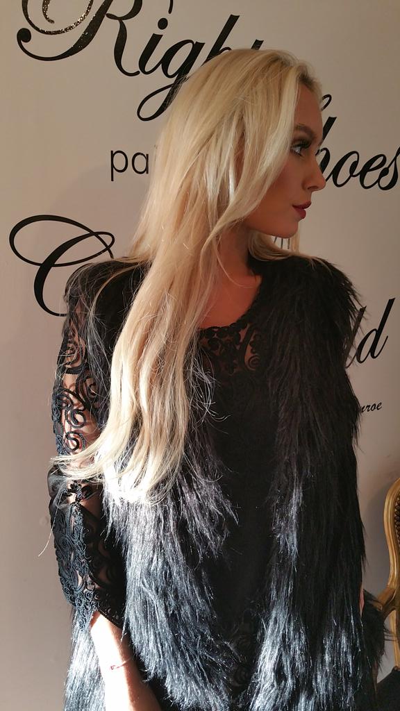 FRMSBoutique's tweet photo. Only £34.99 super thick and cosy!! >>> http://t.co/xcNBfdYZLm http://t.co/eWTuDWaGRV