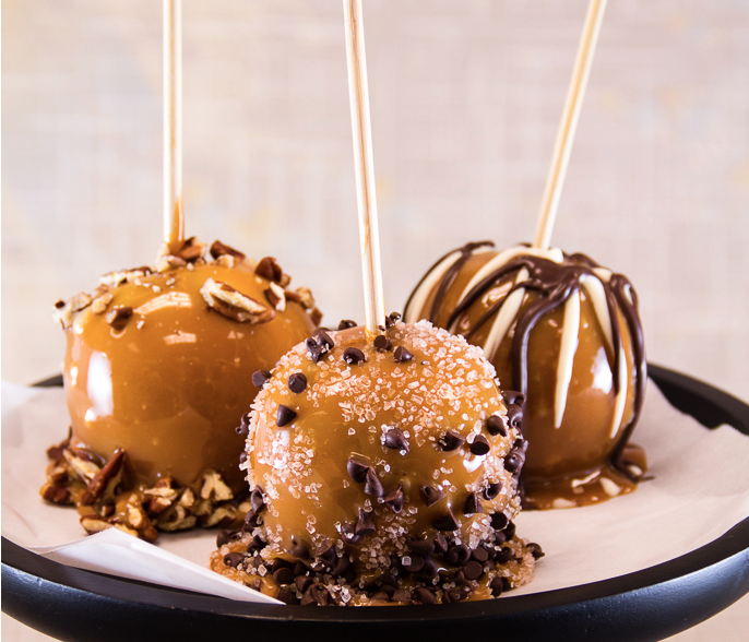 HamiltonBeachCA's tweet photo. Cheering on our #bluejays today w/ these caramel apples! http://t.co/9HuUHHZW6M #letsgobluejays #nationaldessertday http://t.co/z1lj0A0jyW