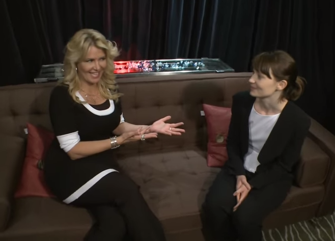 Happy birthday Mia Wasikowska! We talk about the true story film, Tracks!  