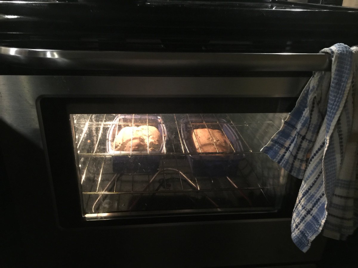 kiss1023's tweet image. MAKE: Gluten-Free Stuffing From Scratch kiss1023.ca/s47521 #recipe #GFcooking