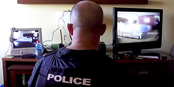 AramintaFreedom's tweet image. .@FBI's 9th Op Cross Country recovered 149 child victims of #sextrafficking last wk: ow.ly/TpFOB