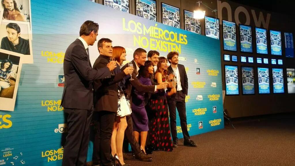 ApoyoAndreaDuro (@andreitasdurocf) on Twitter photo Imágenes de <a href="/AndreaDuro/">Andrea Duro Flores</a> hoy en el preestreno de <a href="/LMNE_pelicula/">LMNE_película</a> estas muy pero que muy hermosa 😍❤❤ Imágenes de <a href="/AndreaDuro/">Andrea Duro Flores</a> hoy en el preestreno de <a href="/LMNE_pelicula/">LMNE_película</a> estas muy pero que muy hermosa 😍❤❤