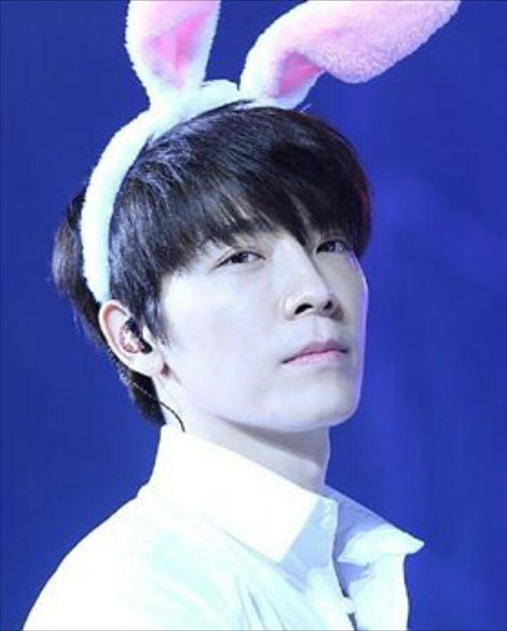 Happy Birthday to our dearest Oppa Lee DongHae..  
