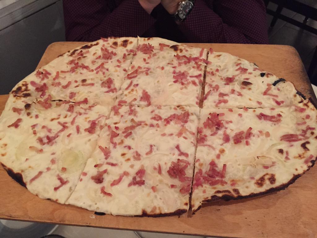 WassenbergB's tweet photo. Flamm's avec @DocArnica http://t.co/GEN0M849QV