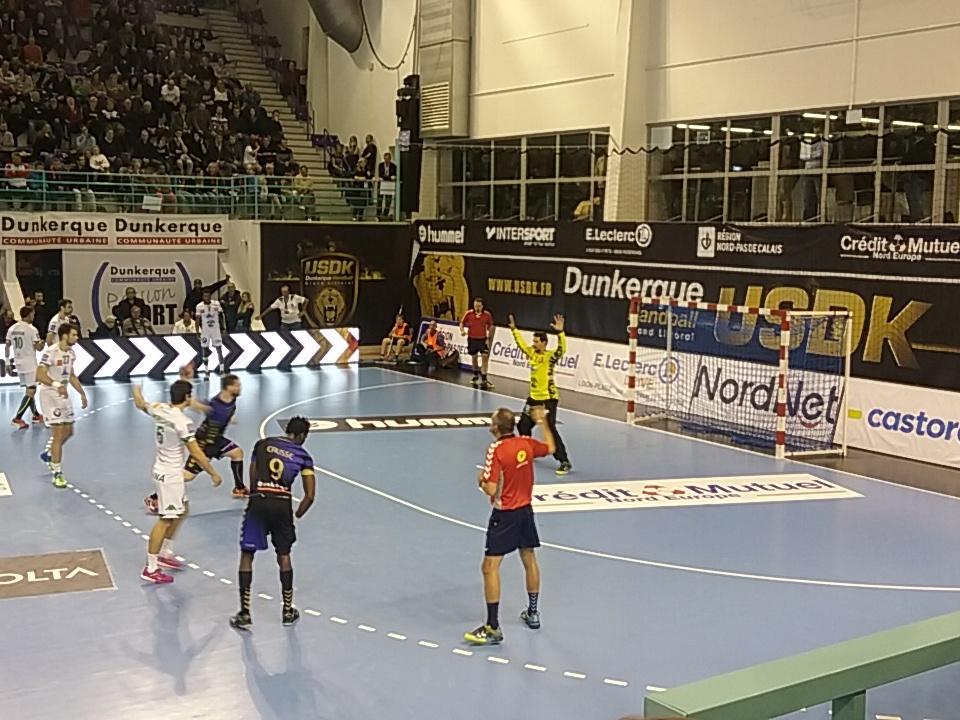 USDKDunkerque's tweet image. #USDKUSAM Peno réussi d&apos; #Emonet 26-22 47&apos;