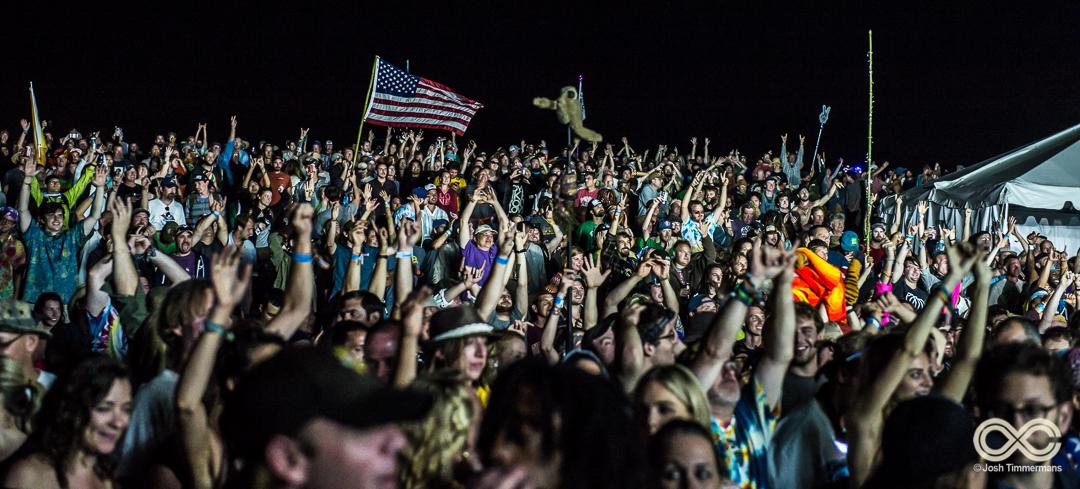 locknfestival's tweet photo. #ARTISTRECAP! The rain couldn't slow down @umphreysmcgee on Friday. #LOCKN2015 #LOCKNFESTIVAL http://t.co/fTn4lzZ1qr