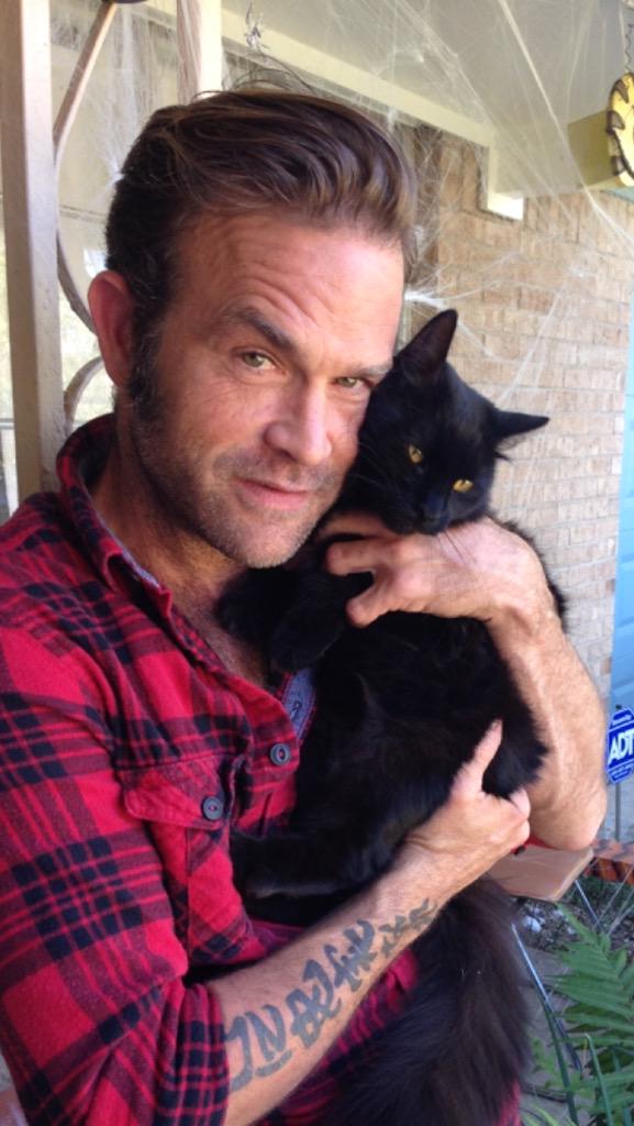 PayneWaylon's tweet photo. Cats Rule! Help out the cause!
http://t.co/3gBW8VAk8S http://t.co/REIFyoQrK2