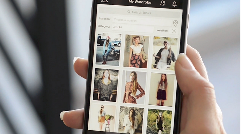 RaeDesigns2015's tweet photo. #Curioso Hay un app para organizar y catalogar tus prendas. Cloth ayuda a combinarlas sin probártelas #Moda #Trendy http://t.co/9ViZyw9o5V