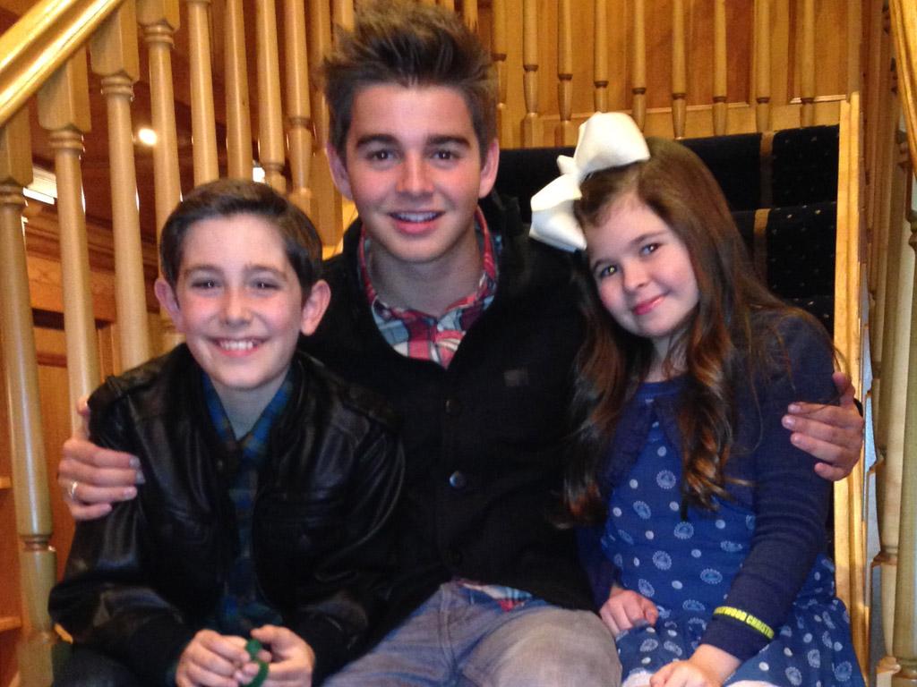 Who's ready for the new episode of the Thundermans tonight?