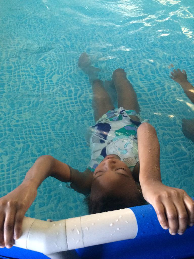 ariodzernbc6's tweet photo. She's in school, in a pool? Add swimming to the 3 R's to prevent child drownings. At 6. @nbc6 @MDCPS http://t.co/5UvyYvy83j