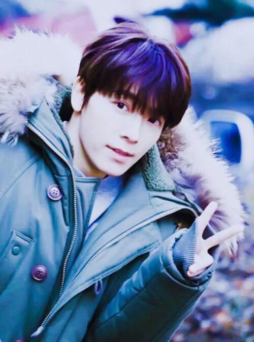 Happy Birthday Lee Donghae.         