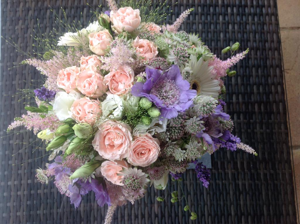 flowerslocally's tweet photo. Good to see my #britishflowers on tonight's #granddesigns http://t.co/qdf4JJEhnu