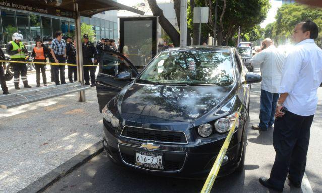 Consignan a agente que baleó a automovilista en Insurgentes - CRTsYEbWIAAlzOJ