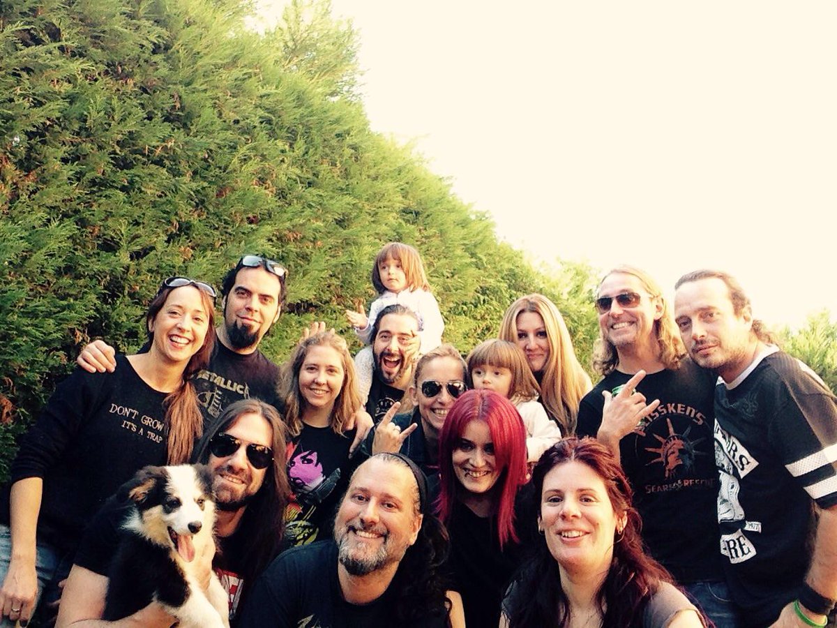 Metalcadierno's tweet photo. Esos Buenos momentos con muy buena gente #love 😆😆 http://t.co/OXAjVO3vc2
