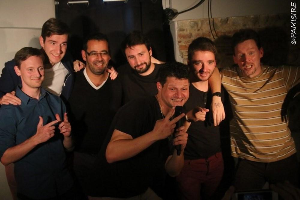 Joli casting O <a href="/comptoirdurire/">Comptoir du rire</a> avec @phtrivier <a href="/gabrielfrances_/">Gabriel Francès</a> <a href="/FabienGuilbaud/">Fabien Guilbaud</a> <a href="/KAMINIlevrai/">Kamini</a> facebook.com/media/set/?set…