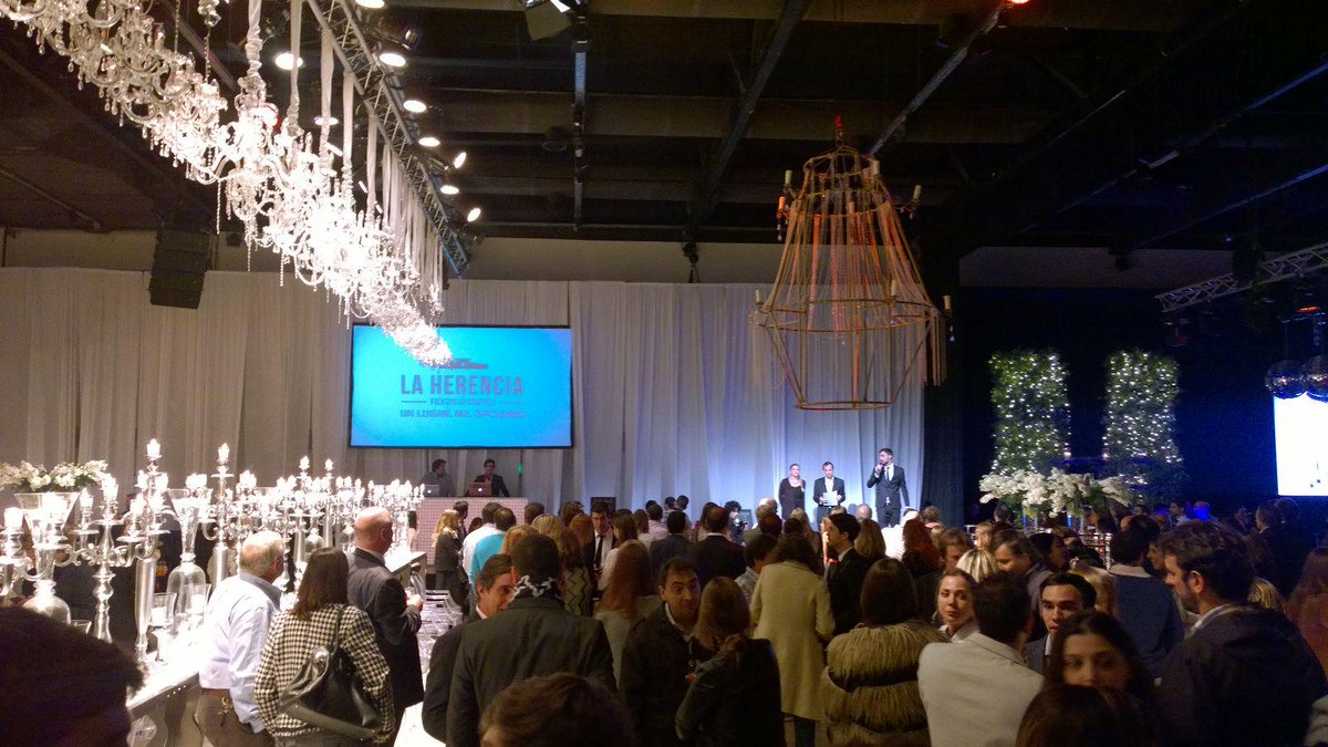 Toma3 presente esta noche junto a <a href="/HerenciaEventos/">La Herencia Eventos</a>  @GauriCatering <a href="/SarapuraDJS/">@sarapura</a> <a href="/amarantedjs/">amarantedjs</a> <a href="/patozambranodjs/">PATO Zambrano / Djs</a>