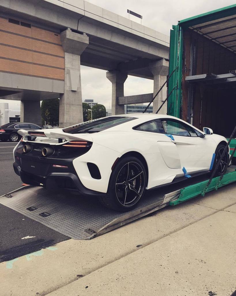 video_gopro's tweet image. Unloading the 675LT beast! Can&apos;t wait to shoot this in 4K UHD #MclarenTalk @exclusiveautomotivegroup 4KL #SCOSS #Su…
