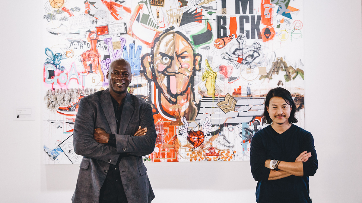 🎨 Michael meets Michael. 

Michael Lau unveils a 30th anniversary painting to The Boss. #WEAREJORDAN