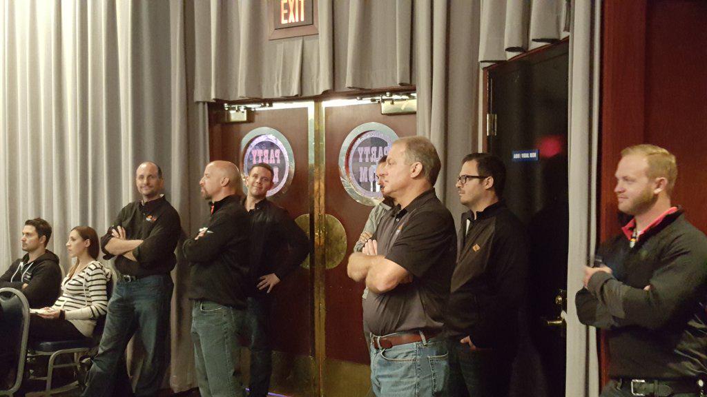 CoachFripps's tweet photo. @eSecCraig @tonywagner29 @GregDiLello @sean222469 @ScottRichardsWV @C_DiNapoli @bor1897 #focused #questfor3rd http://t.co/k1zbcAtggi
