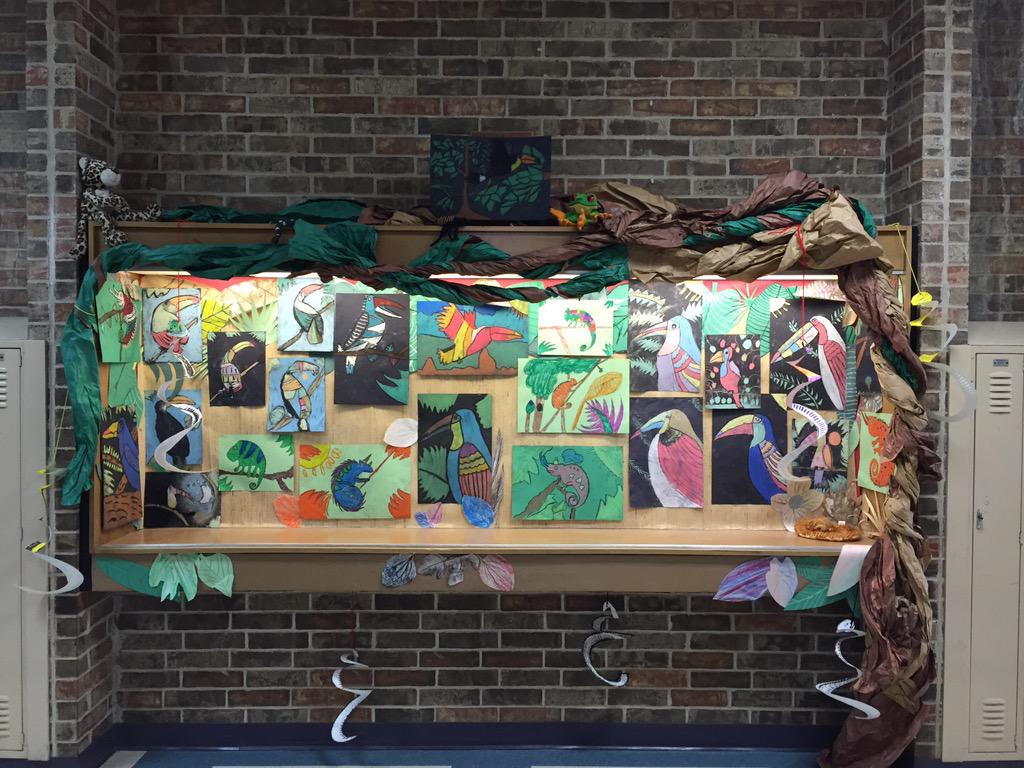 TatumKristy's tweet photo. Rainforest art at Skelly!  #SuccessTPS http://t.co/ZARykEg7Gi