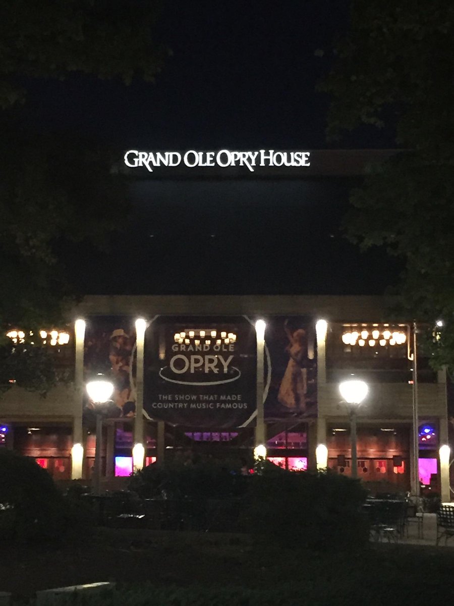 brad30097's tweet image. #ignitionone (@ Grand Ole Opry House in Nashville, TN) swarmapp.com/c/amLHq3aukc4