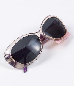 urisource's tweet image. Product name:SUNGLASSES
package:OPP BAG
unit:PC
qtyctn:300
cbmctn:0.098