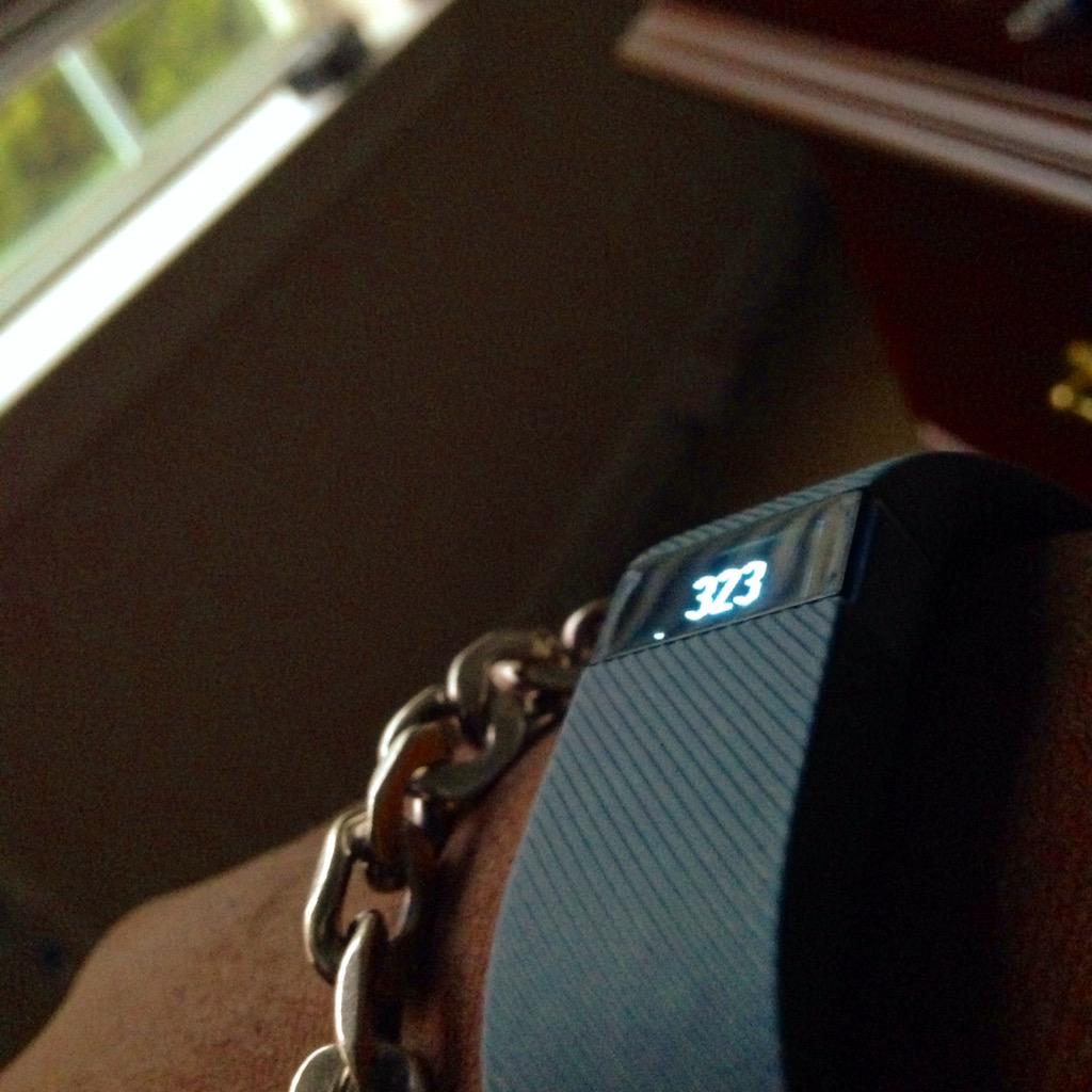 JamesPaulS1's tweet photo. Gotta admit my @fitbit is one of the best investments yet. #countmysteps #fitness #cardio #workout http://t.co/1nL4J7lHtp