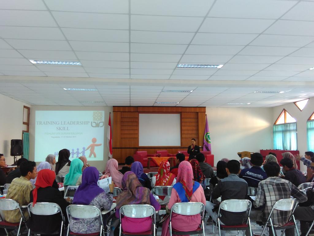 Pembukaan Training Leadership Fishum <a href="/UINSK/">UIN Sunan Kalijaga</a>