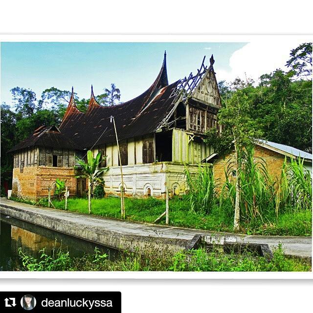 "Restorasi Rumah Gadang di Bukittinggi." - pesan Pak <a href="/jokowi/">Joko Widodo</a> | @imambukittinggi <a href="/febbydtbangso/">FDB (efdibi)</a> <a href="/taslimdpr/">BUKITTINGGI KITA</a>
