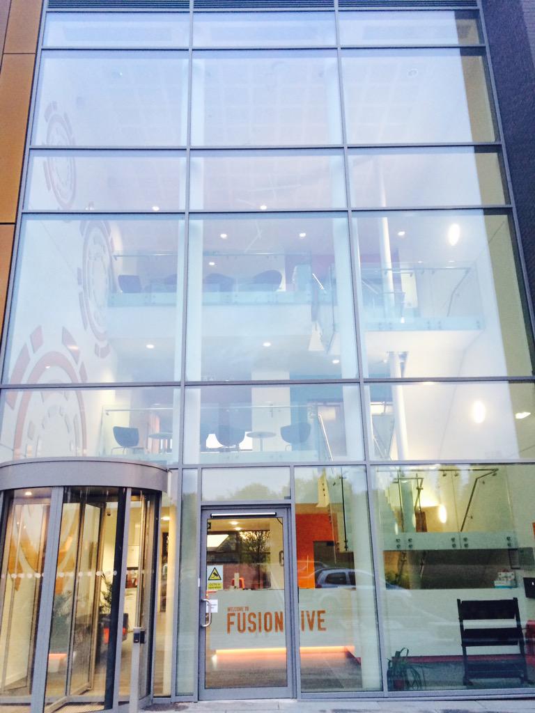 JessicaJAW1903's tweet image. Good to be back at the stunning @TeessideUni @FUSIONHIVE building last night #officespace #teesside