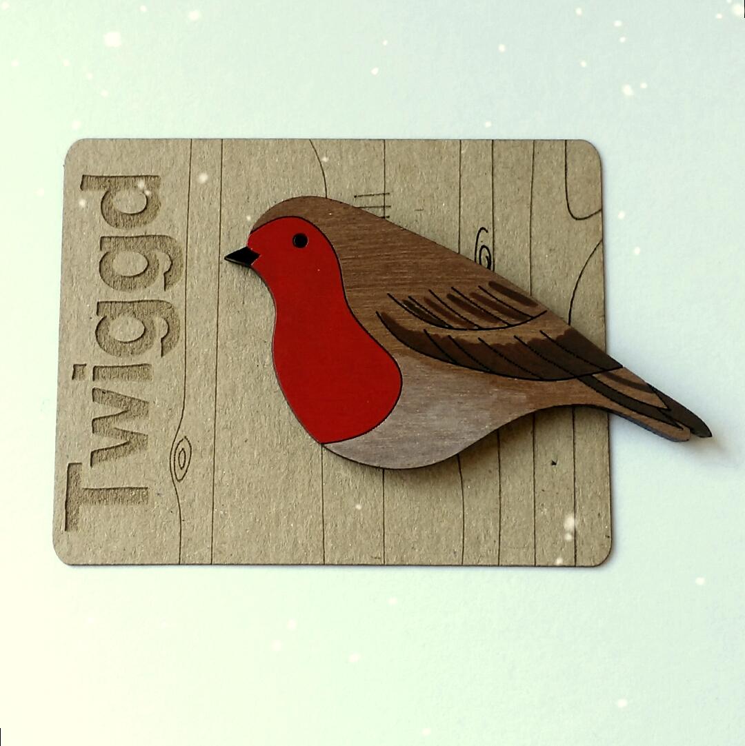 My new favourite- Christmas Robin Brooch is now available on Not on the High Street £16. notonthehighstreet.com/twiggd/product…