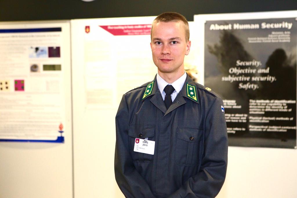 mpkkfi's tweet photo. Konferenssin nuorimman tutkijan,ltn Lauri Mattilan aihe kadettien vertaisopetus sotatekniikassa."Hyvin meni" #ISMS15 http://t.co/MmoL0GXW0a