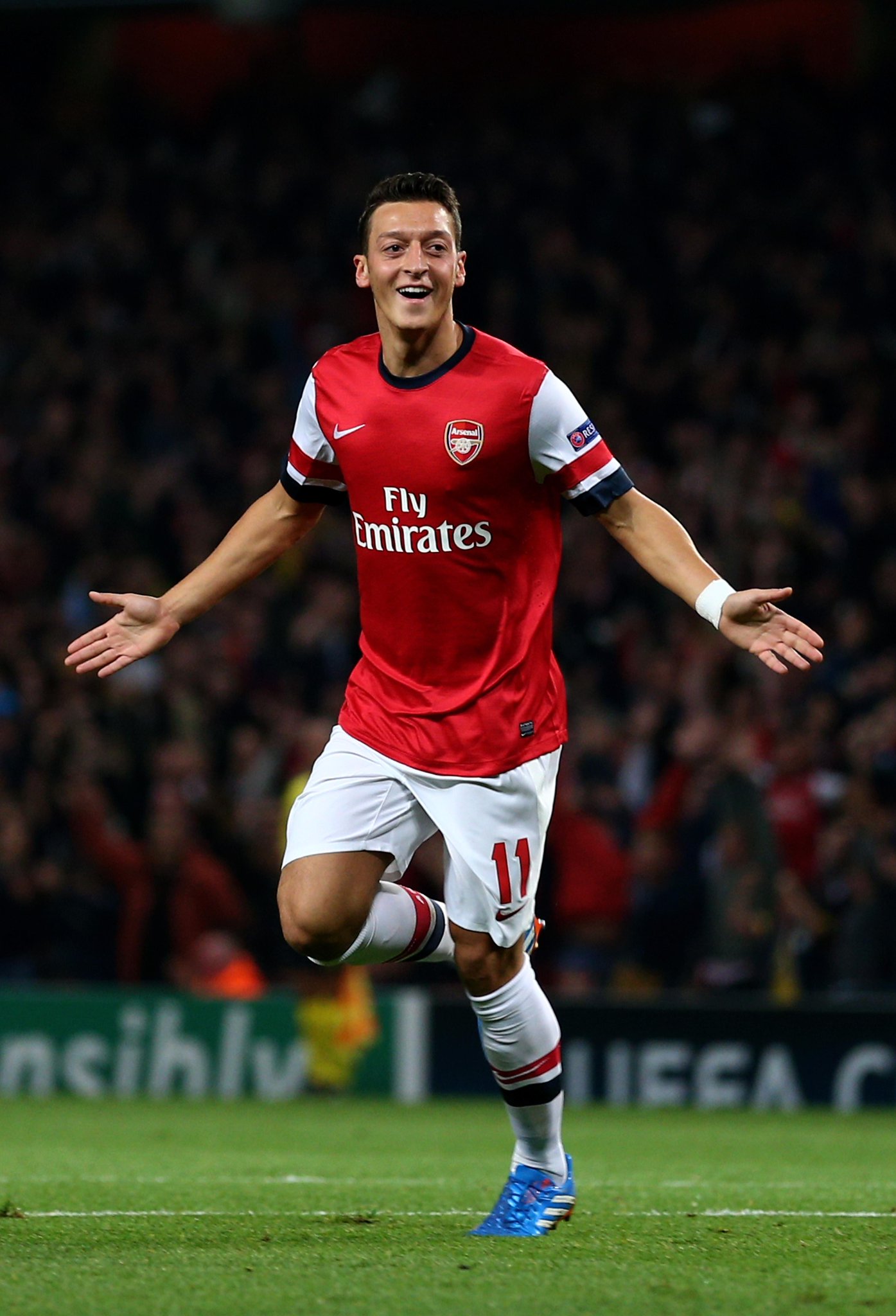 Happy birthday, Mesut Ozil. 