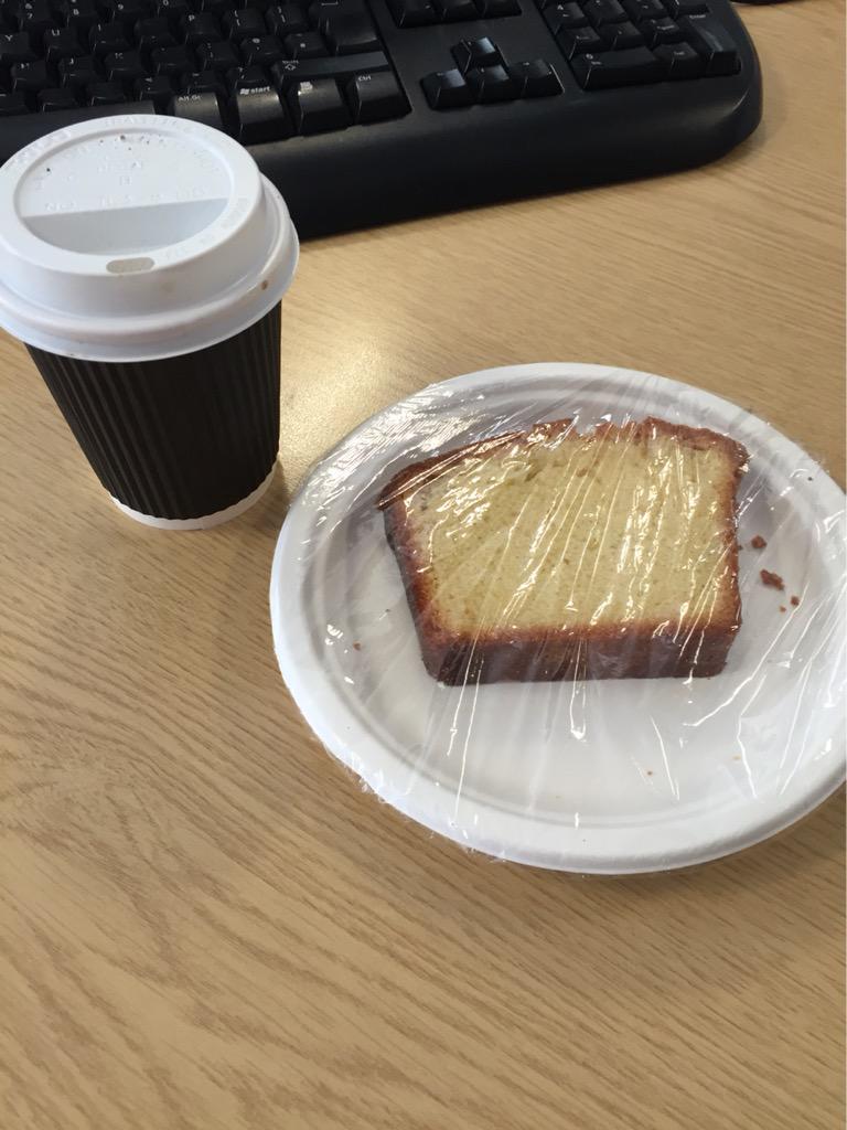 abeckydeen's tweet image. @NickNairn Absolutely star struck that I met my food hero!!! Really made my day! The best coffee and cake ever