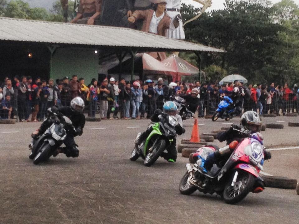 pak ketum sama pak humas lagi latihan bareng prepare JMMmaticrace #PercayaSituasiYakinUntukMelewati #manggagolergan