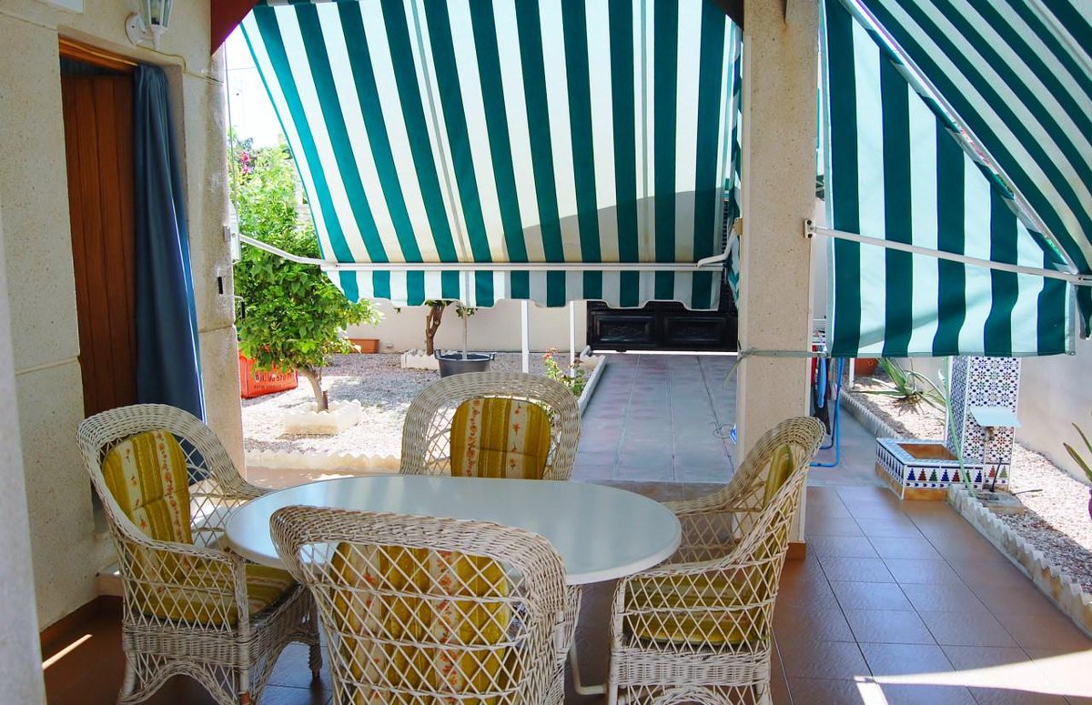 REMAXVista's tweet photo. Nuevas Exclusivas en #Torrevieja: vista@remax.es o nueva web: http://t.co/2k9iE9dVPY
New listings Torrevieja http://t.co/RgWfELxzTX