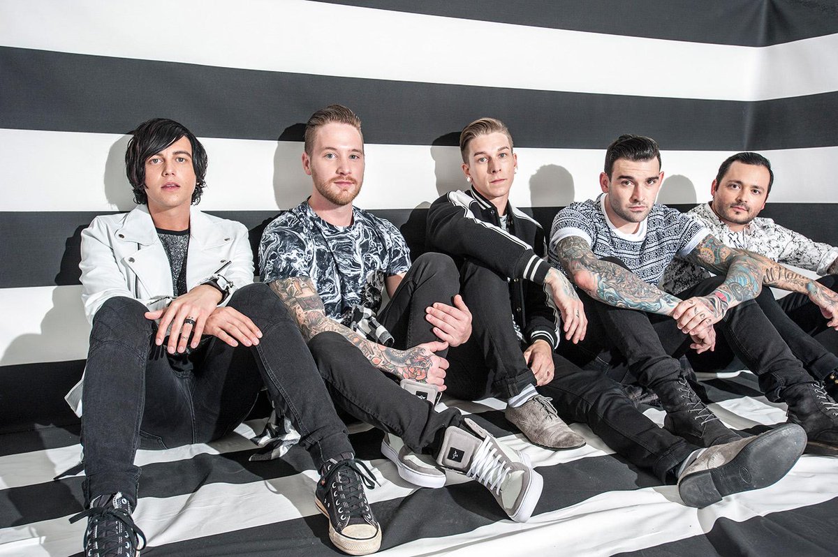 Ex-<a href="/SWStheband/">Sleeping With Sirens</a> member Jesse Lawson has revealed why he REALLY left the band >> mtvne.ws/2bu1h6