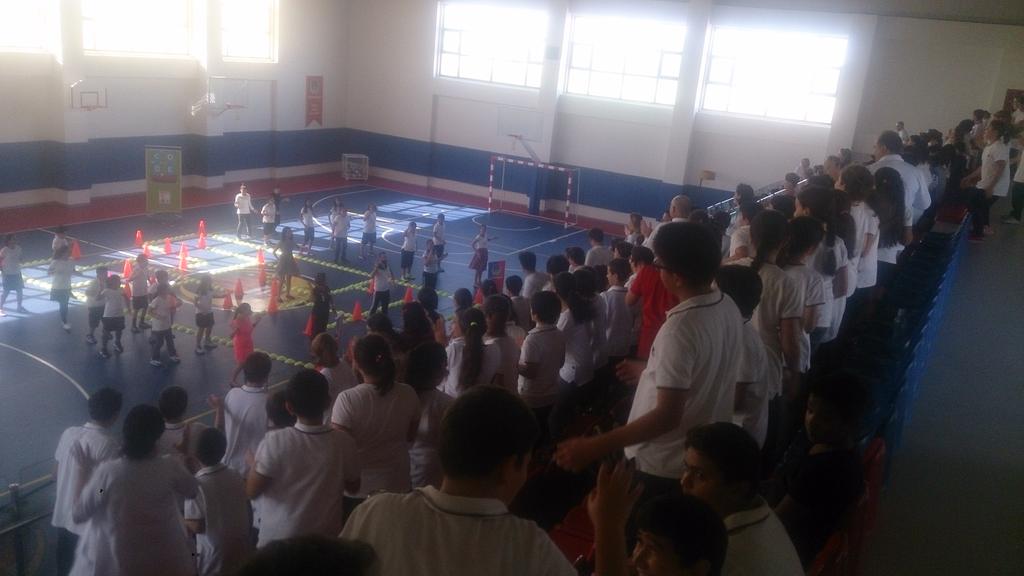 TEDxAnkara's tweet image. #codeweekeu #codeted01 Hayatı kodluyoruz... @tedadanakoleji algoritmayı yaşama aktarıyor... #codefest @ArdaCirpili