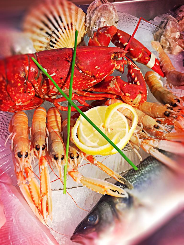 #freshlobster #backinstock #Thursday  #oysters #freshfish #billingsgate