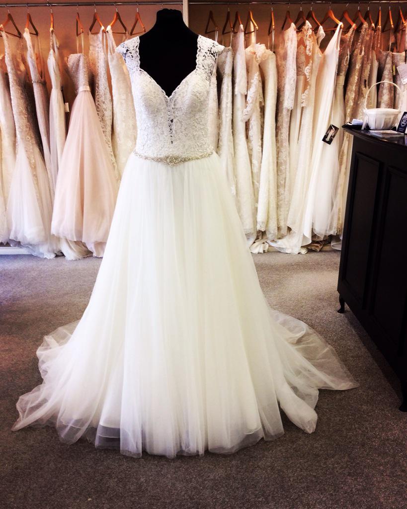 Love this dainty belt on this tulle/ Venice lace aline #WeddingDress <a href="/EddyK_Bridal/">Eddy K</a> #sayyestothedress #bridetobe