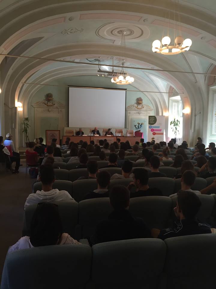 ScuolaSantAnna's tweet image. Valorizzare #capaci e #meritevoli: anche questo è @ScuolaSantAnna grazie a @Progetto_MSeM mobilitasociale.it