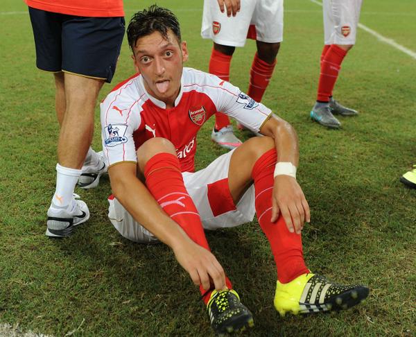 Happy Birthday Mesut Ozil

His career:

FA Cup  La Liga Copa del Rey DFB-Pokal World Cup U21 Champ 