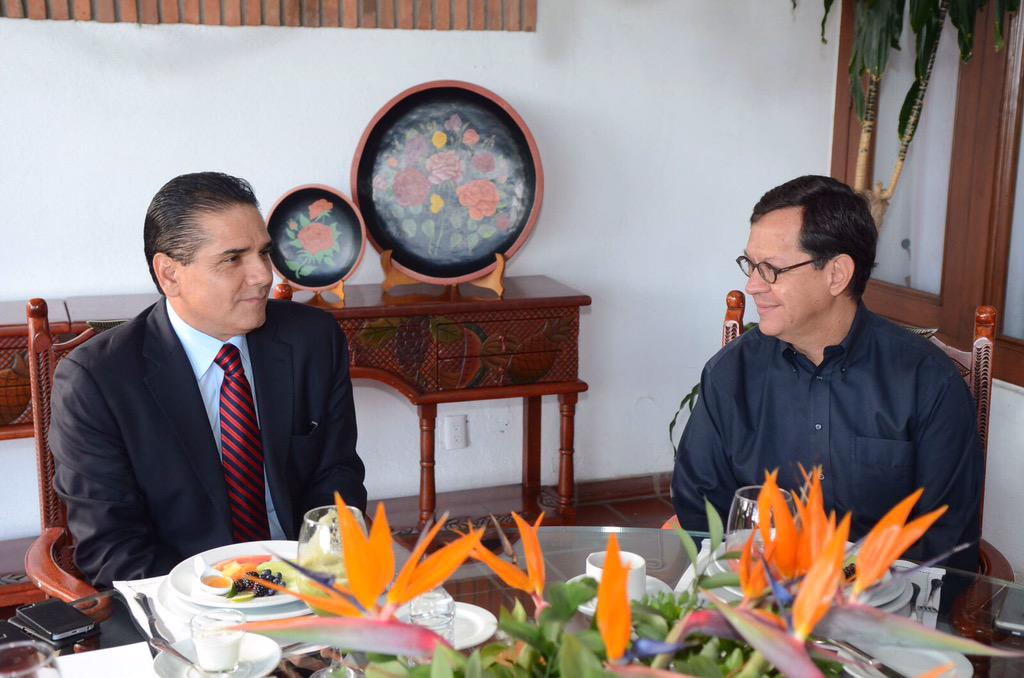 Refrenda gobierno federal compromiso con la seguridad de Michoacán - CRXiiyWVAAAalwZ